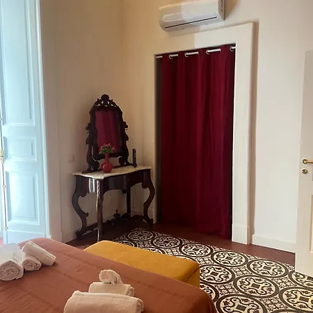 Apartment Casa Sofia A Pizzofalcone